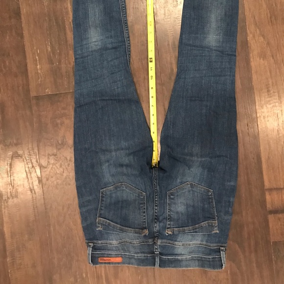 Express Jeans - Picture 2 of 3